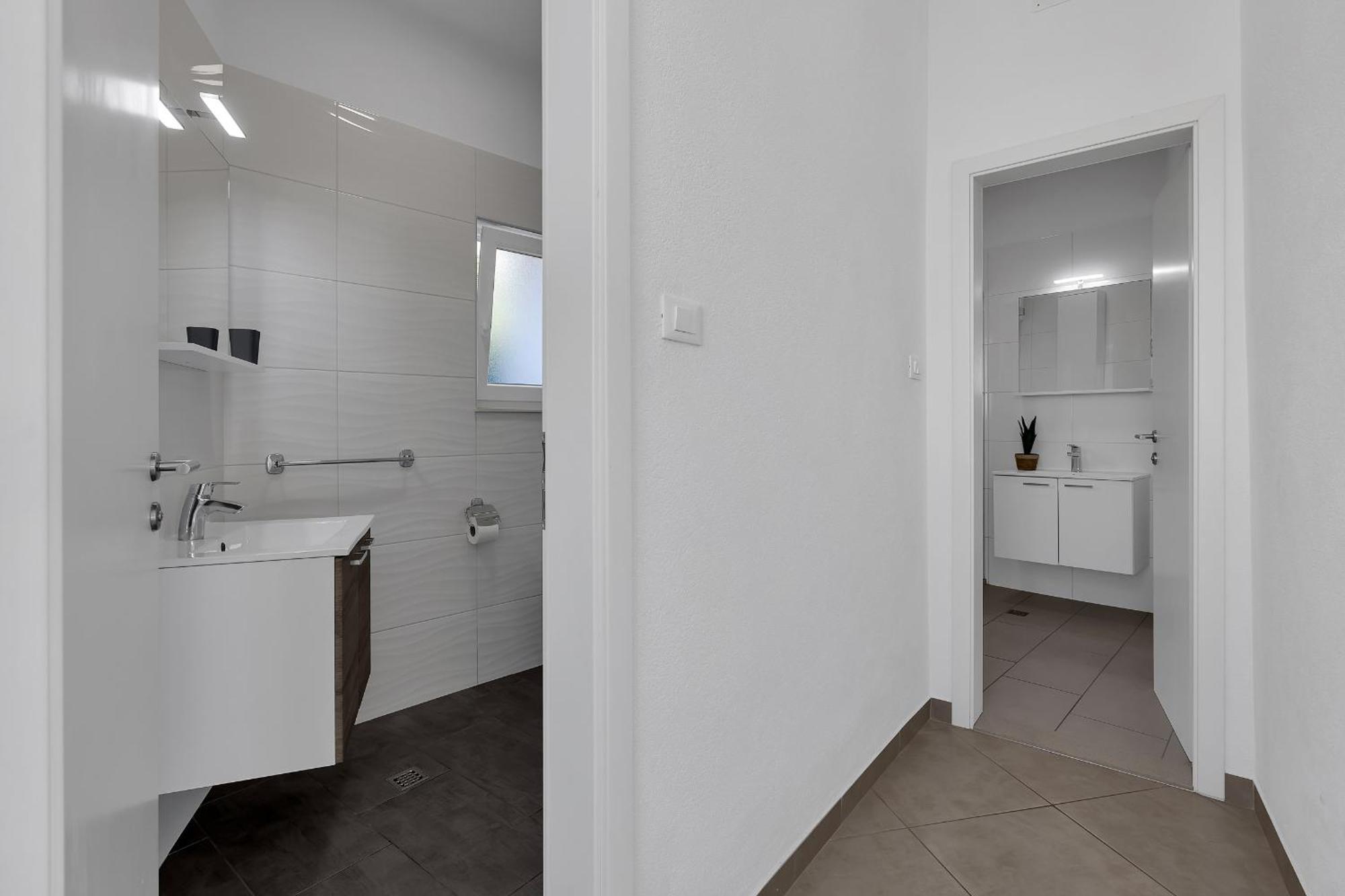 Apartments By The Sea Podgora, Makarska - 2596 Zimmer foto